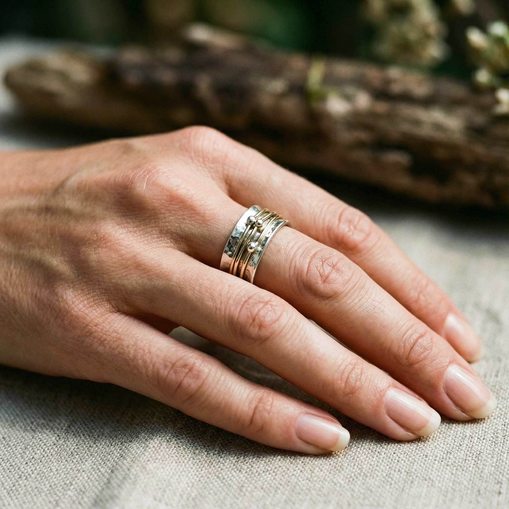 Anillo Vintage de Oro con Capas de Plata