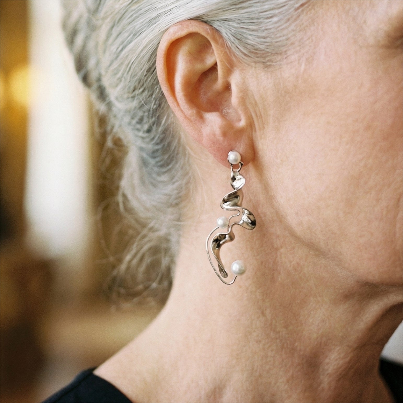 Pendientes vintage de plata abstractos con perlas