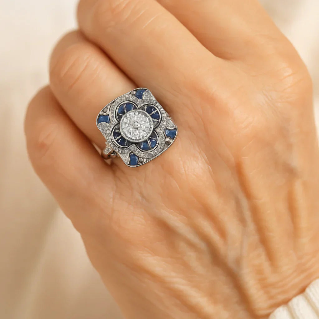 Anillo de Plata Vintage con Zirconia Azul