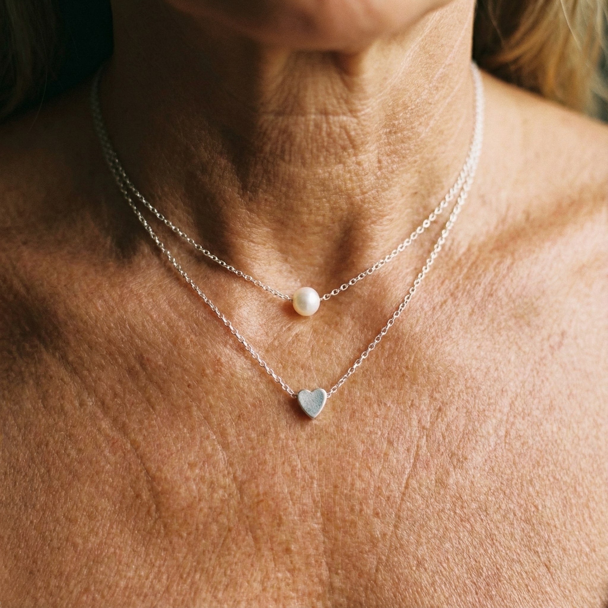 Collar de Corazón de Plata con Perlas