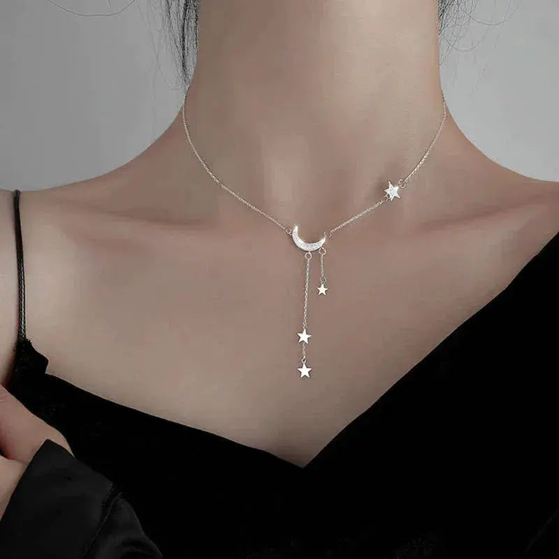 Collar de Luna y Estrellas en Plata