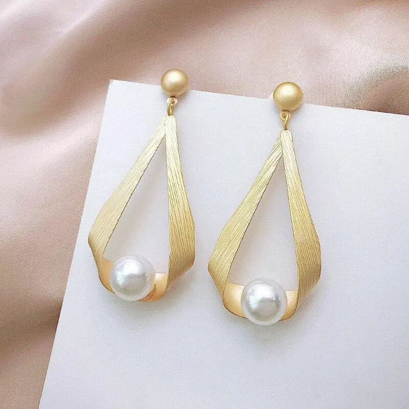 Pendientes con Cristales y Perlas Redondas