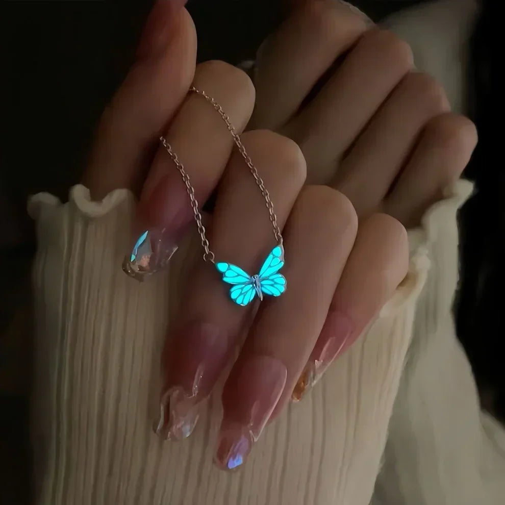 Conjunto de Collar y Pulsera con Mariposa Luminosa Azul
