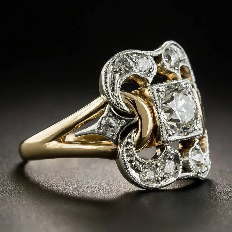 Anillo Vintage de Oro con Circonita