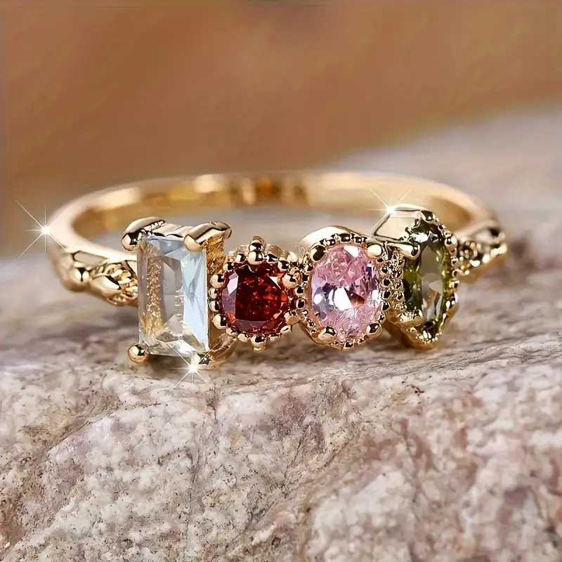 Anillo Vintage con Cristales Coloridos y Oro