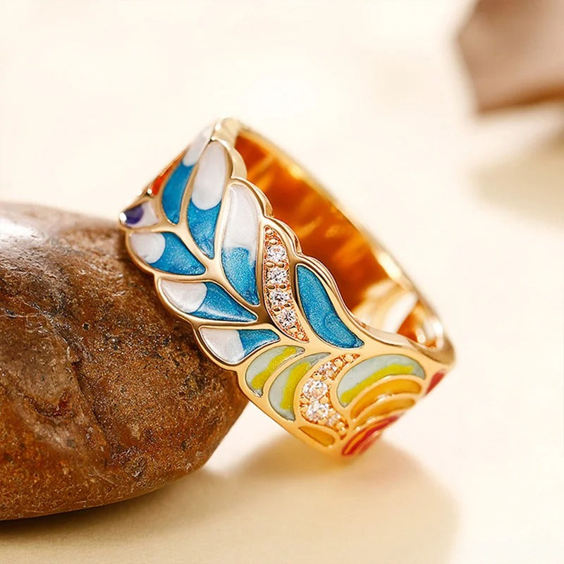 Anillo vintage de oro con hoja de esmalte colorido