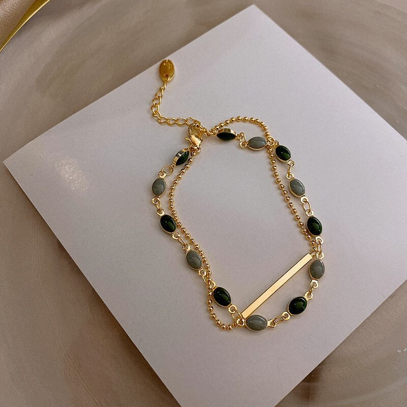 Pulsera Doble Con Encanto