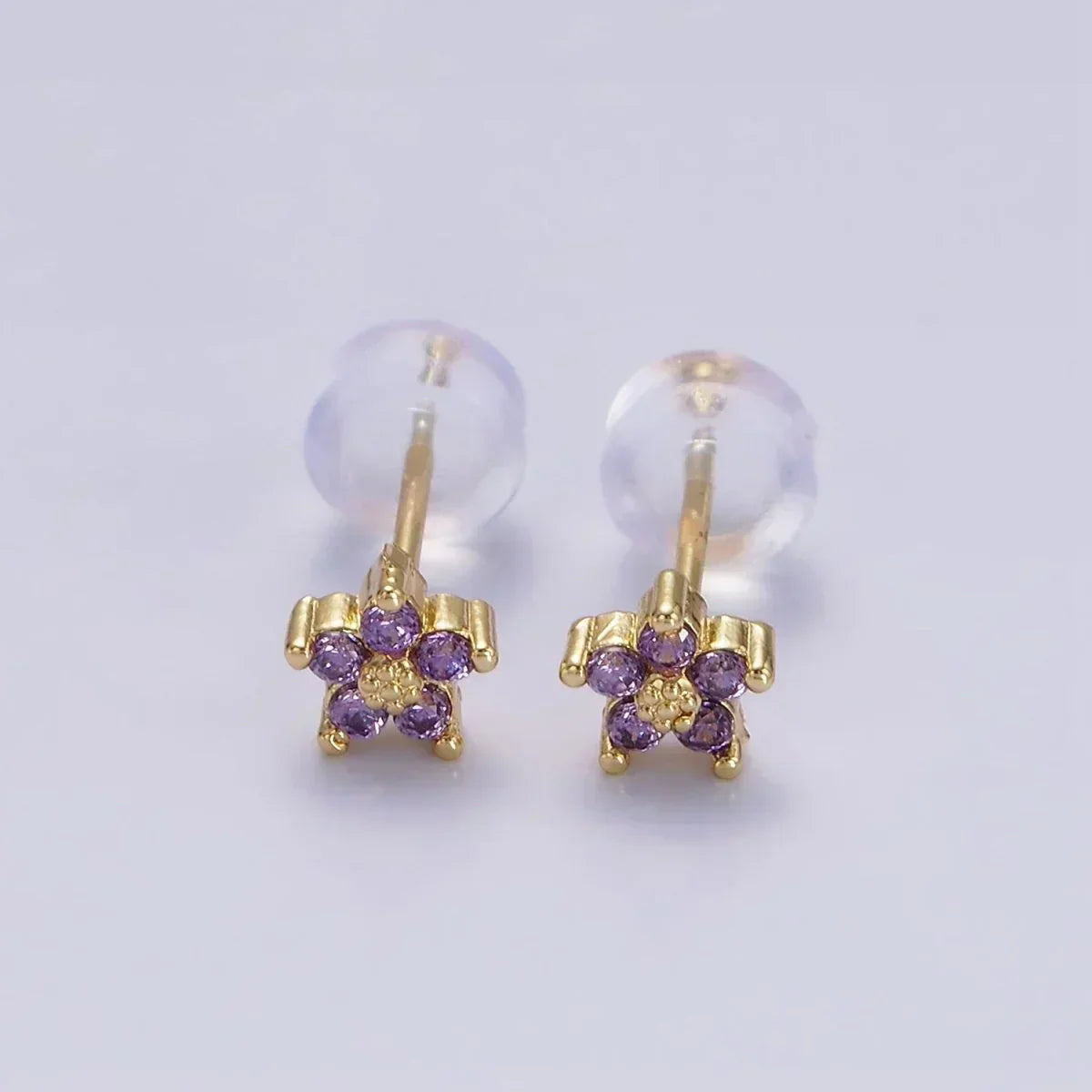 Pendientes de Uña con Flor Delicada