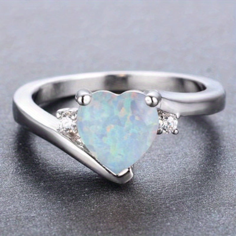 Anillo Estelar con Piedra Luna