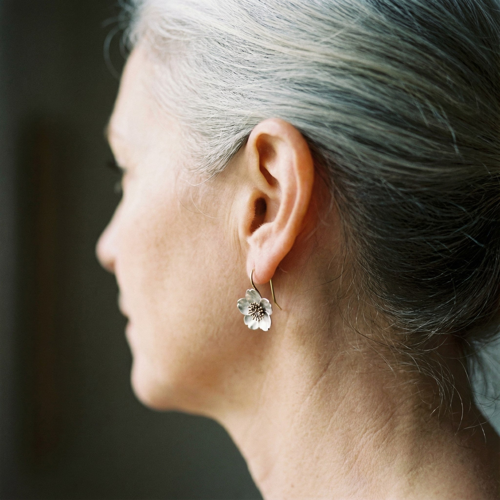 Pendientes Vintage de Plata y Oro con Motivos Florales