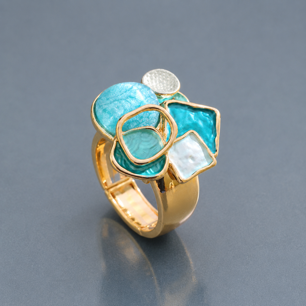 Anillo de Flor Abstracta