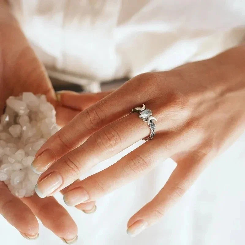 Anillo de Piedra Luna