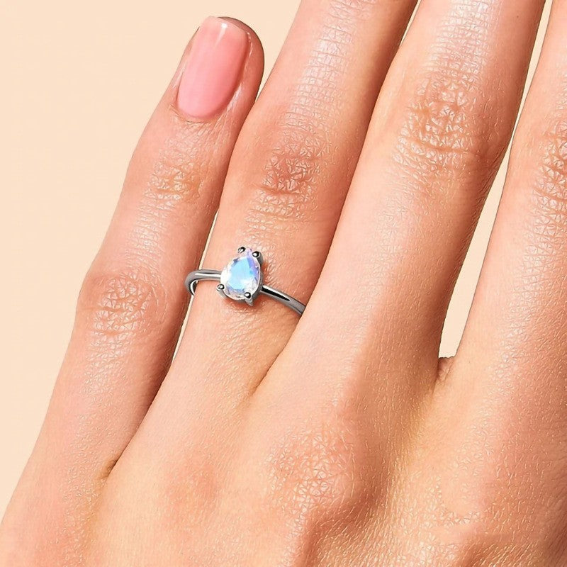 Anillo de Piedra Lunar Ursula