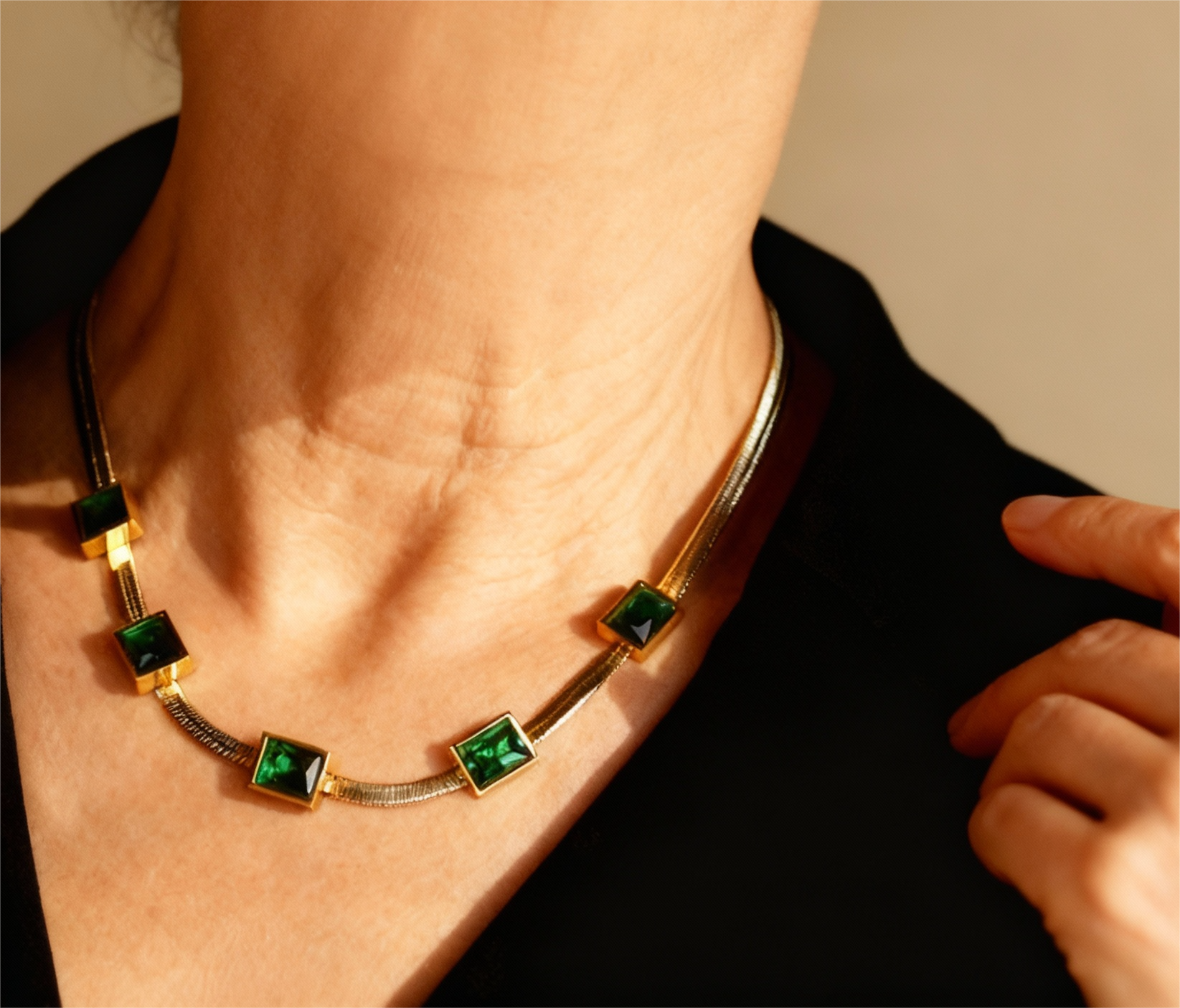 Collar de Zirconia Verde Vintage