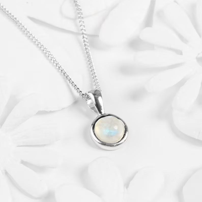 Collar de Piedra Luna en Plata