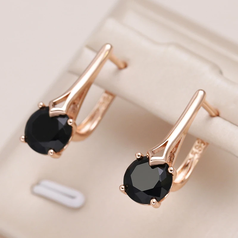 Pendientes Elegantes de Oro con Circonita Negra