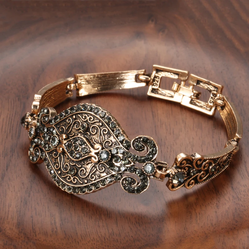 Brazalete de cristal negro elegante