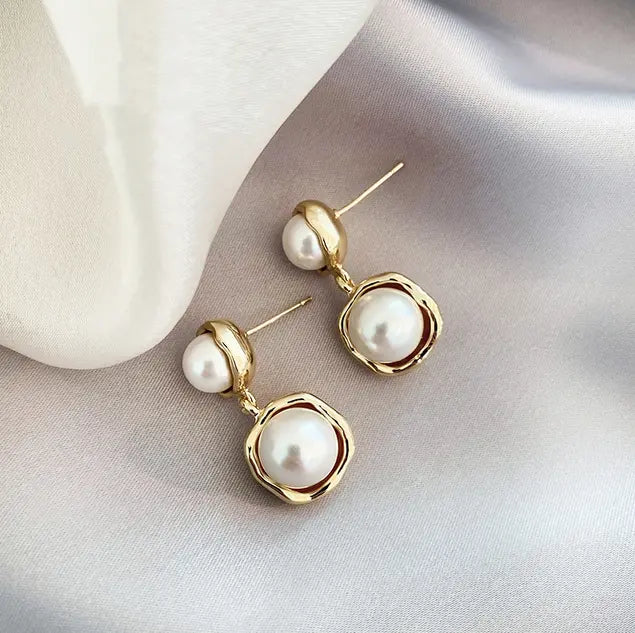 Pendientes de Perlas Bañados en Oro