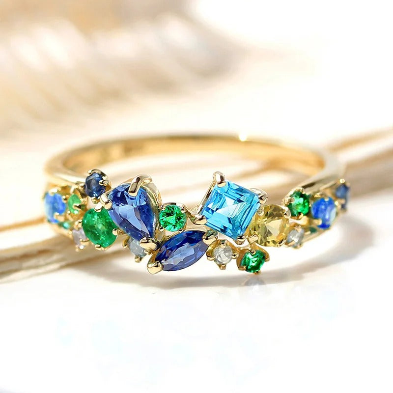 Anillo Vintage Multicolor con Piedras Preciosas y Oro